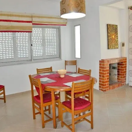 Villa In Vilamoura Near Beaches And Golf Villa *