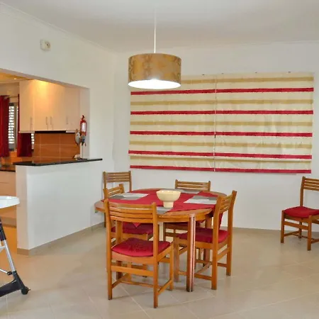 Villa Charming Villa In Vilamoura With Private Pool